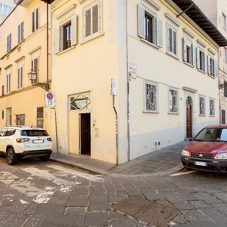 Апартаменти Cozy Classic Italian House Near Santa Croce, On The Lungarno Флоренція Екстер'єр фото