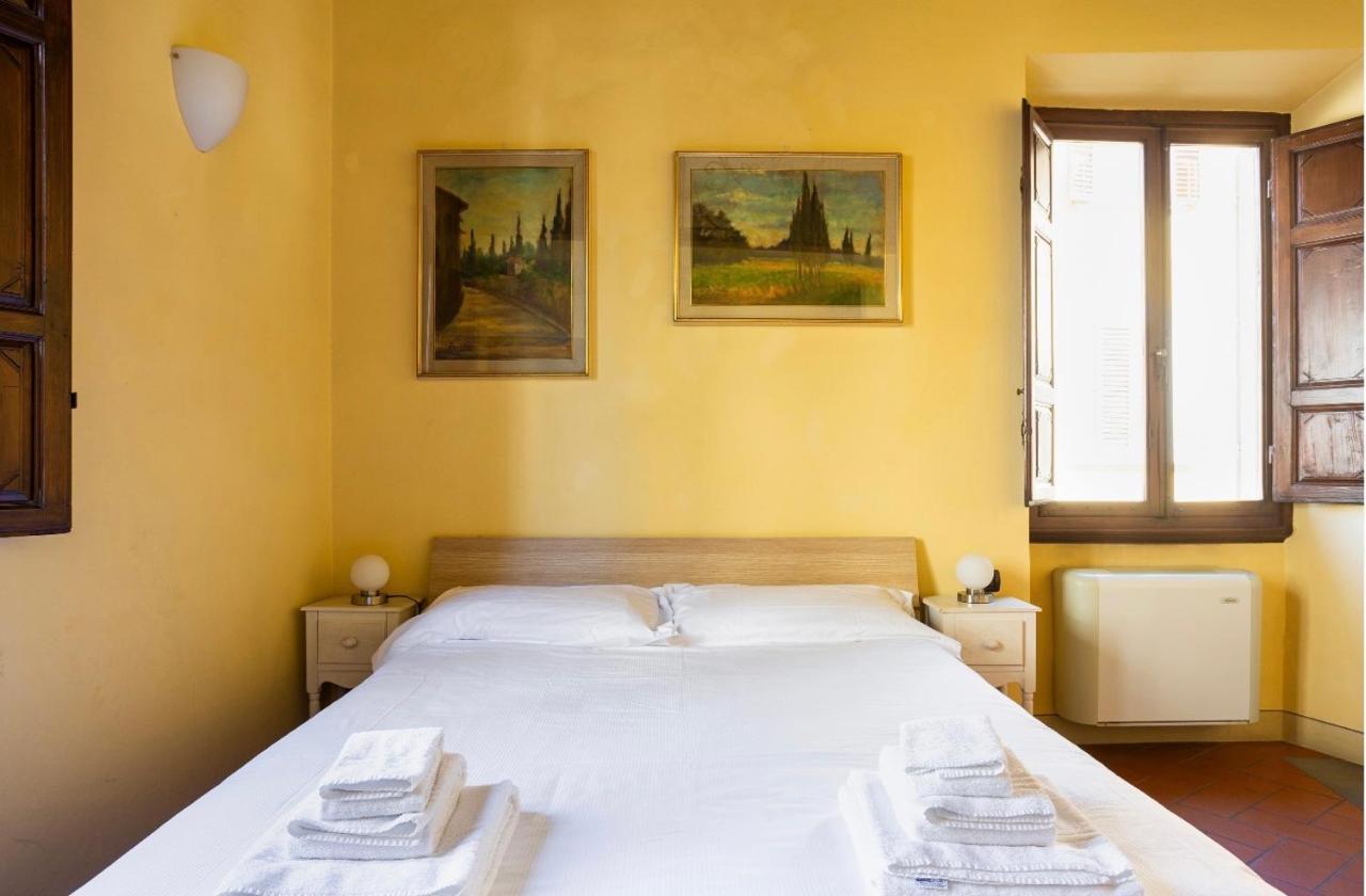 Апартаменти Cozy Classic Italian House Near Santa Croce, On The Lungarno Флоренція Екстер'єр фото